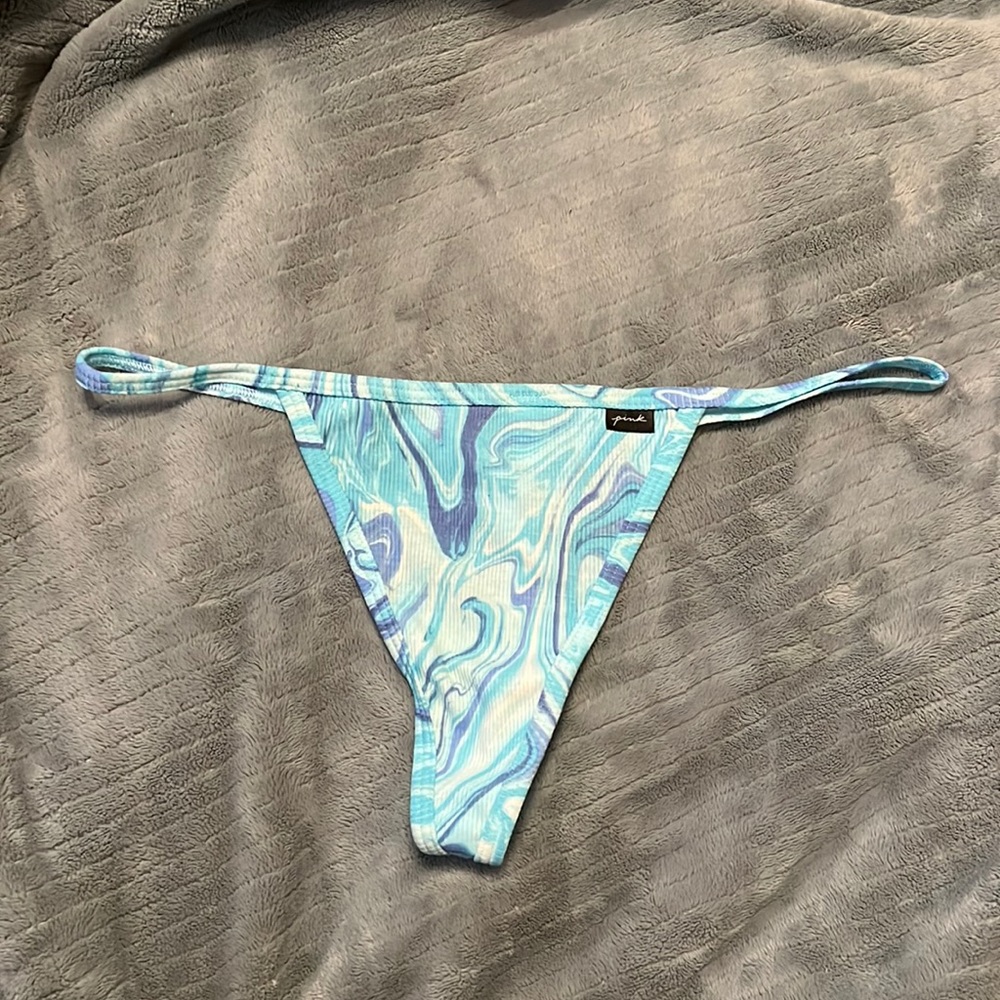VS PINK V-String XL